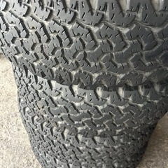 BF グッドリッチ225/70R/16 デリカ　パジェロ　プラド、ハイラックス