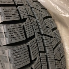 16インチ バリ溝 スタッドレスタイヤ 横浜タイヤ　アイスガード