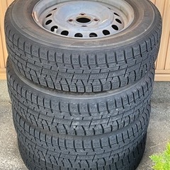 185/70R14 スタッドレス（一本パンク）