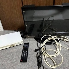 東芝　19インチ　テレビ　テレビカバー付　DVDプレイヤーセット