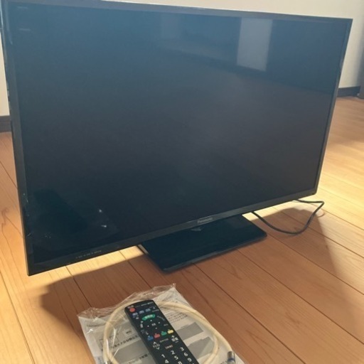 高年式　Panasonic 32インチ液晶テレビ