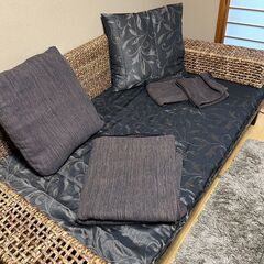 ３人掛けソファ（底値にて値段は変わりません） 素材：バナナリーフ、木材