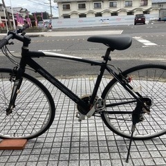 【クロスバイク】3x8段変速　700x28cタイヤ　前後タイヤ、チェーン、サドル、グリップ新品❗️若林自転車　膳所店　SALE中❗️