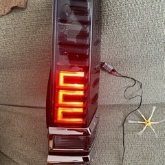 80ヴォクシー 後期 テールランプ