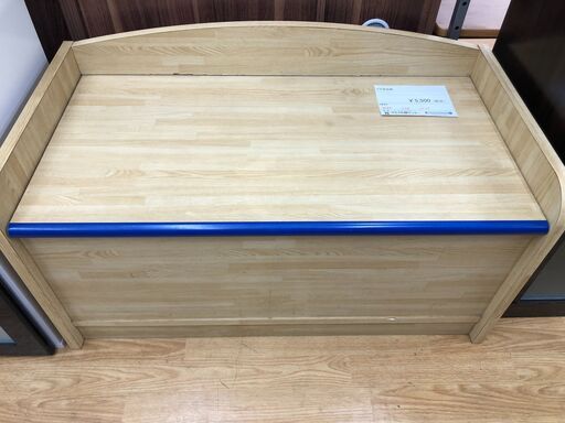 話題の☆ジモティ割あり☆ イス型収納 W86×D44×H39 クリーニング