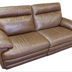 本皮電動リクライニングソファー【ニトリ(ナツッジ)/本皮/電動/2人〜3人掛】