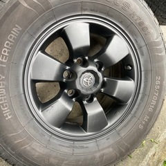 お話中］ハイラックスサーフ215 純正ホイール タイヤ溝あり