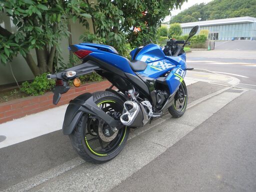 スズキ ジクサーSF150(GIXXER-SF150) 高年式 中古実動美車 バッテリー