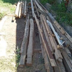 柱と梁　再利用可能な木材
