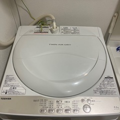 洗濯機　TOSHIBA 4.2kg