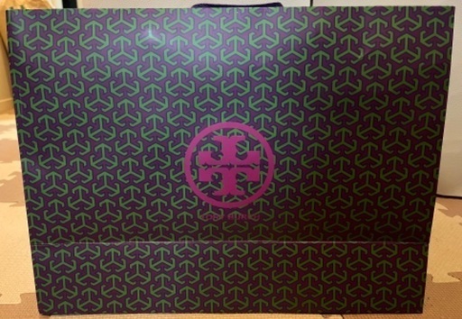 ★TORYBURCH  トリバーチ　スモールトリー　トートバック　スモール★