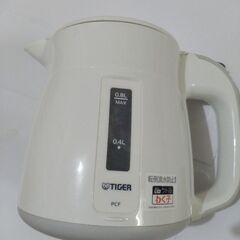 【中古】タイガー　電気ケトル　PCF-G080　19年製　湯沸か...