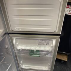 ☆中古￥10,800！Hisense　120㍑2ドア冷蔵庫　家電　2021年製　HR-B1202型　幅48㎝ｘ奥行51㎝ｘ高さ118㎝　【BI015】