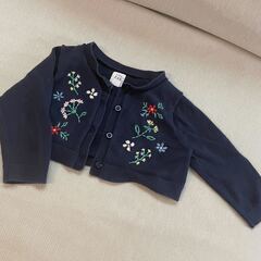 【美品】Baby Gap　花柄刺繍ショートカーディガン　6か月～...