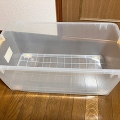 プラスチックケース　フタなし