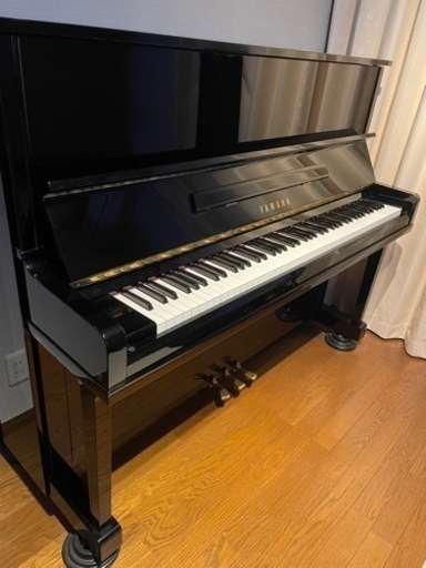 ※お値下げしました。YAMAHA アップライトピアノ　U10A 美品　インシュレーター、ピアノカバー、背面防音マット、新品クロス付き