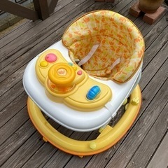 【仙台】赤ちゃん　ベビーウォーカー　歩行器　ベビー用品　西松屋