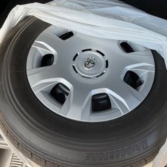 ⭐︎バリ溝 BLIZZAK VRX 225/60R17 7J PCD114.3