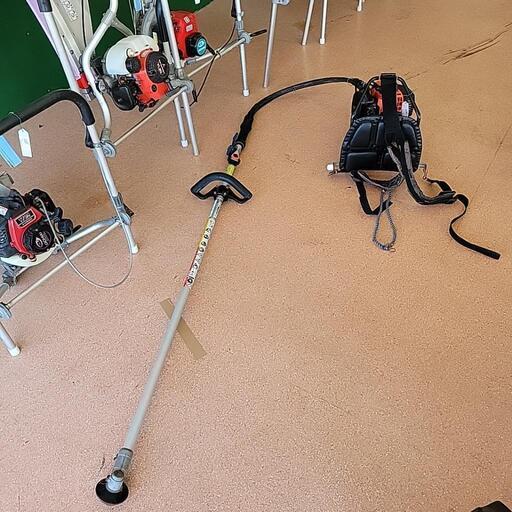 背負い式　草刈機　刈払機　26cc