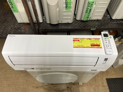 K04497　ダイキン　2022年製　中古エアコン　主に6畳用　冷房能力　2.2KW ／ 暖房能力　2.2KW