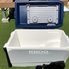 イグルー フリップ＆トウ 90QT (85L) クーラーボックス