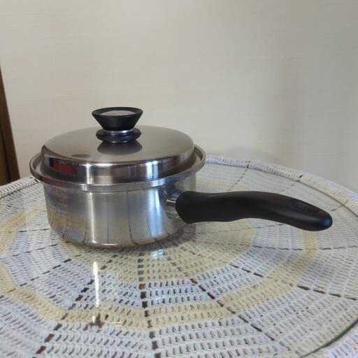 Amway　アムウェイ　鍋　中型　中古品