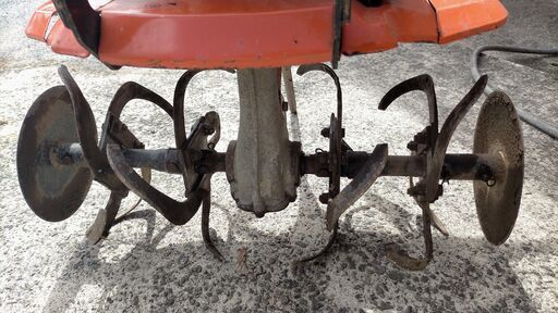 現状渡し・交渉中です】クボタ歩行型管理機TMA25