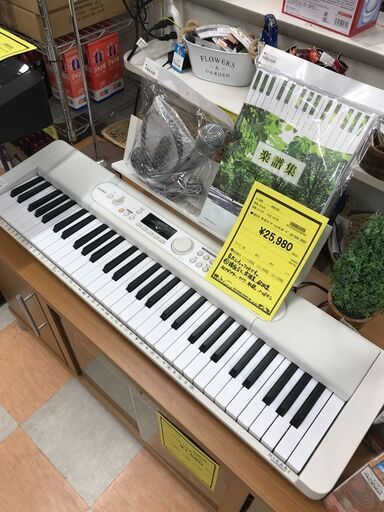 CASIO 光るナビゲーションキーボード LK-526 2022年製 ※音出しチェック済