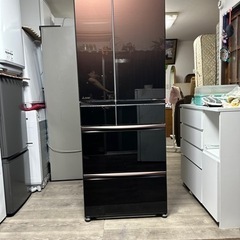 2018 三菱ノンフロン冷凍冷蔵庫 572 L