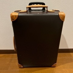 グローブトロッター　GLOBE TROTTER スーツケース