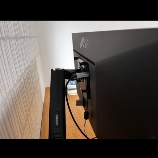 LG 29型ワイドディスプレイx2台 と モニターアームデュアルのフルセット