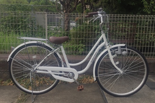 先月購入＜新品同様＞シティサイクル・26インチ自転車・変速なし ホワイト LEDライト 鍵付き・お掃除済みでピカピカです♪一宮・春日井でお渡し可能