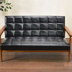≪yt808ジ≫ カリモク60 Kチェア2シーター スタンダードブラック 座面幅120cm 2人掛けソファ/木製フレーム/定番/合皮/家具 50807-12