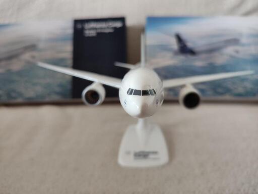 超レア！！飛行機模型　ルフトハンザLufthansaボーイング777  1/200