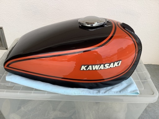Z1 Z2 当時物　純正タンク美品　売れました