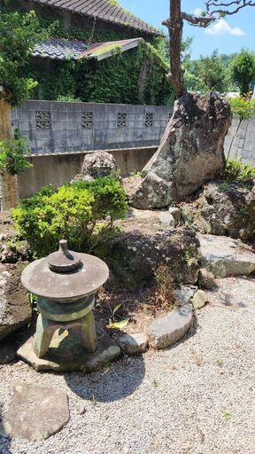 庭、灯籠