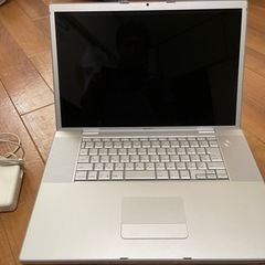 MacBook pro 17inch (core 2duo 2.33)