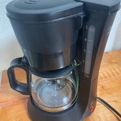 ニトリ　コーヒーメーカー　市販の紙フィルターも使えます