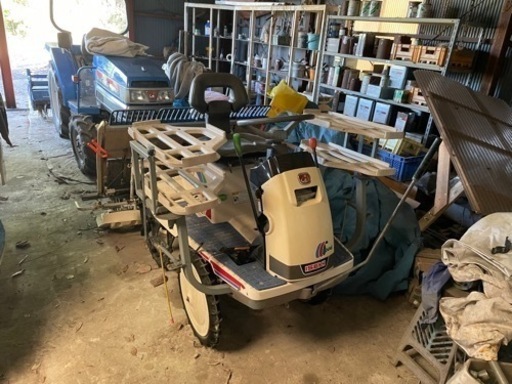 イセキ　田植え機