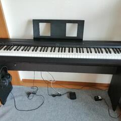 電子ピアノ　YAMAHA　P-45B　88鍵盤　専用スタンド、ソ...