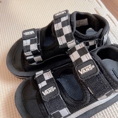 VANS 16センチ　サンダル