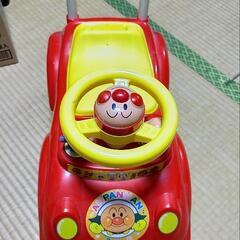 子供用　車　おもちゃ　アンパンマン