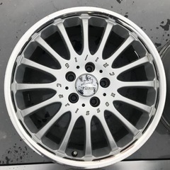 【決まりました】カールソン1/16　18インチ　アルミのみ4枚