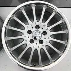 【決まりました】カールソン1/16　18インチ　アルミのみ4枚