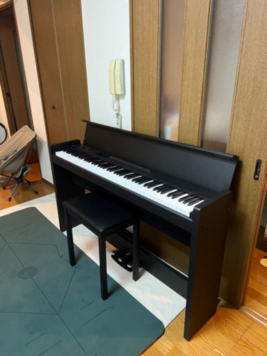 KORG 電子ピアノ　椅子付き