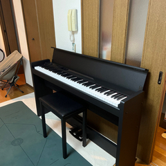 【ネット決済・配送可】KORG 電子ピアノ　椅子付き