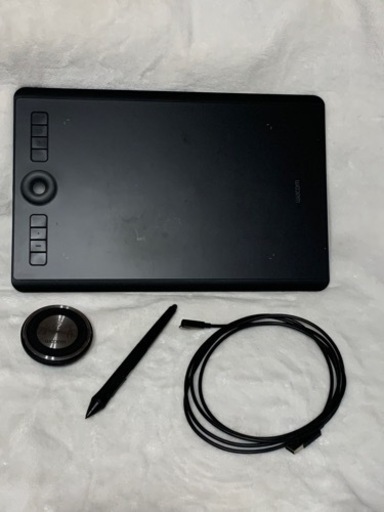 ワコム Intuos Pro Medium PTH-660/K0 ブラック