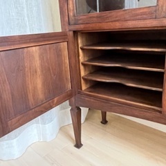 ⭐️すごく美品⭐️観ているだけで嬉しいベルギーのアンティーク家具⭐️