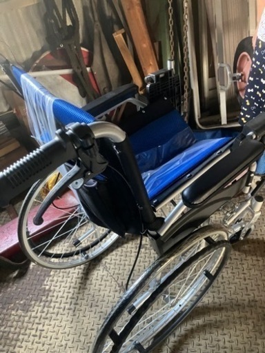 折りたたみ車いす
