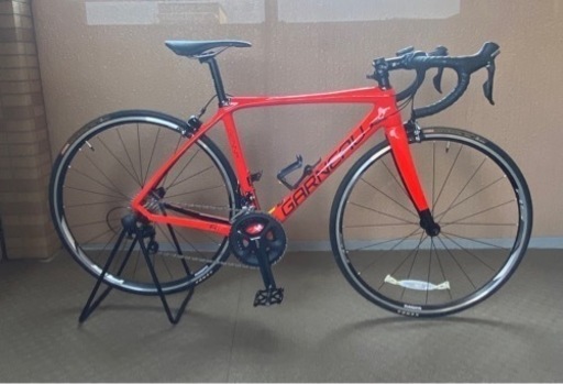 ロードバイク　GARNEAU GENNIX R1  フルカーボン　MAIN COMPO 105